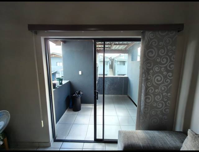 2 BEDROOM APARTMENT FOR SALE IN WATERKLOOF AH